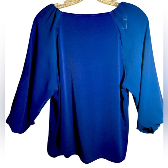 Calvin Klein 3/4 Chiffon Sleeve Blouse, medium, Round Neck Pullover - Picture 3 of 7